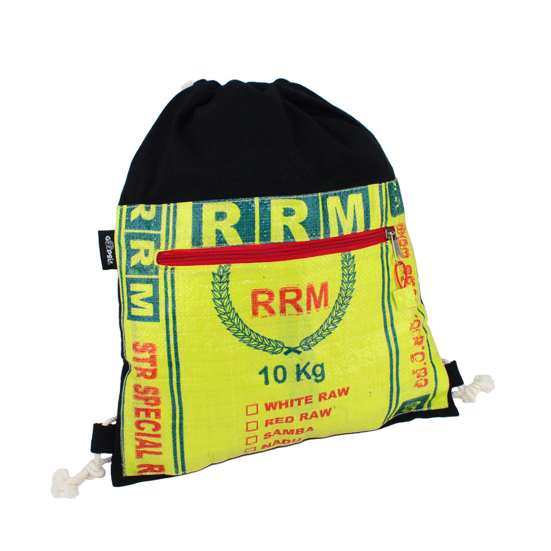 Goopsi nachhaltiger Turnbeutel aus handgewebter Baumwolle schwarz mit Reissackapplikation upcycling fairtrade leichter Rucksack Sportbeutel viel Stauraum mit Zugband zum Verschließen Trageriemen aus Baumwolle